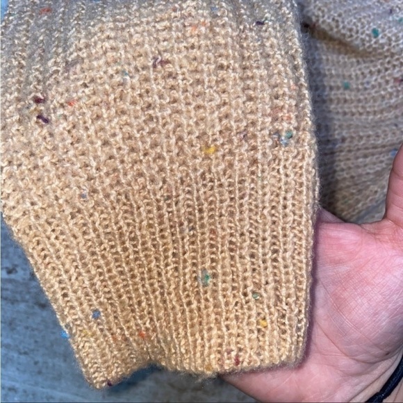 Sky & Sparrow V-neck open back sweater. Size Small - Picture 3 of 8